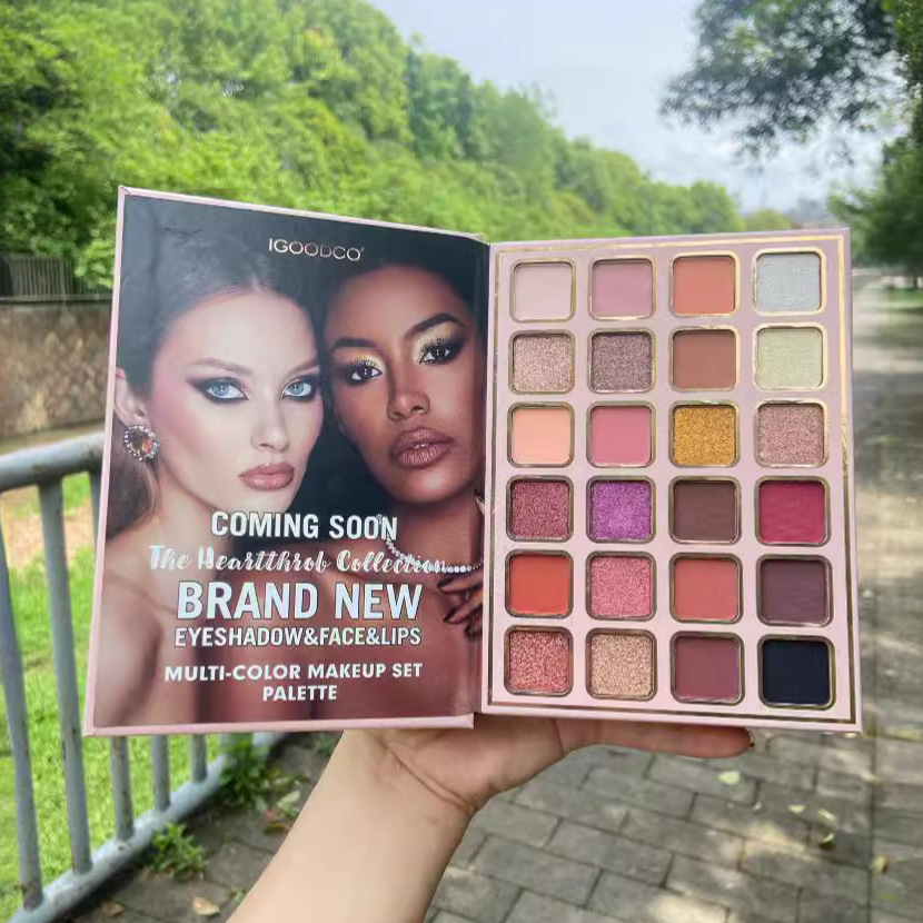 مجموعة مكياج احترافية شاملة بـ - مراجعة Beauty Makeup Book وسعره